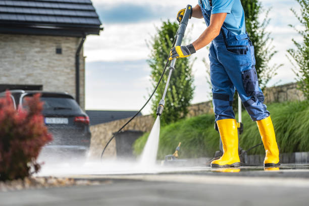Best Deck Cleaning Services  in Armonk, NY